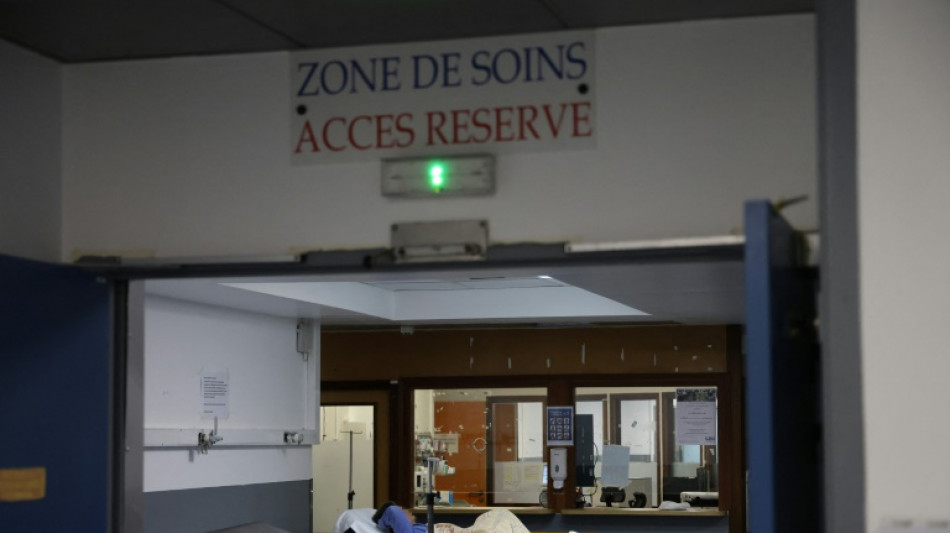 Tentatives de suicide, automutilations: "hausse massive" des hospitalisations d'adolescentes et de jeunes femmes