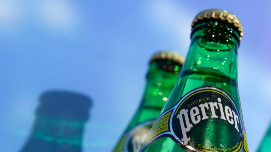 Contamination des eaux souterraines: Nestl&eacute; d&eacute;truit "par pr&eacute;caution" une partie de sa production Perrier
