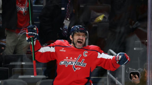 Ovechkin first to score 900 NHL goals as Capitals beat Blues