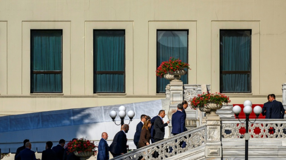 Ukraine und Russland f&uuml;hren in Istanbul neue direkte Gespr&auml;che