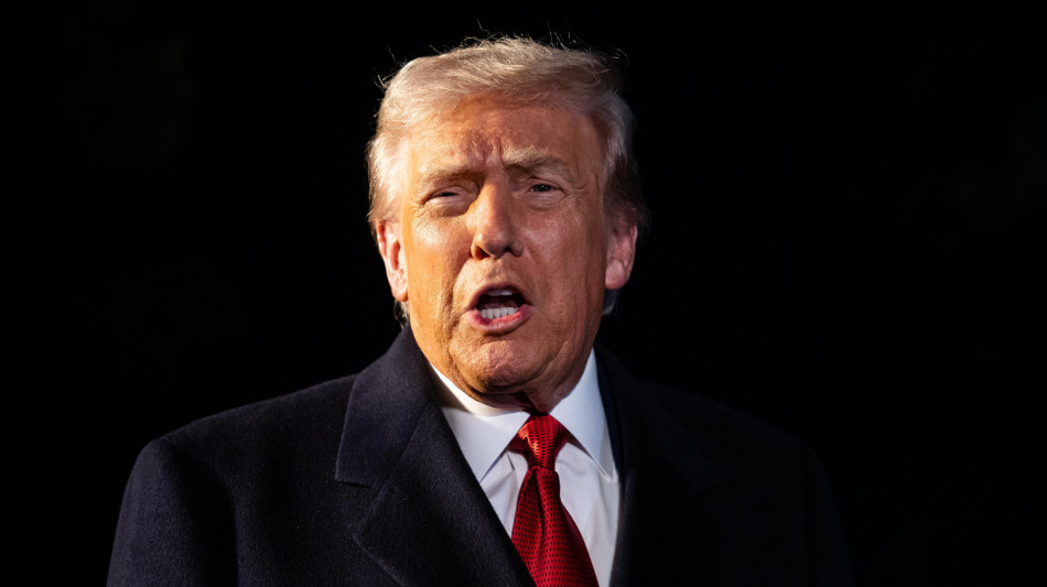 Trump &egrave; in Malesia, prima tappa del tour asiatico
