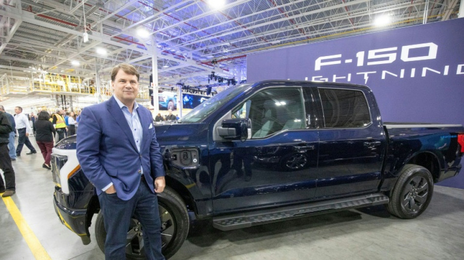 US-Autobauer Ford will weniger E-Autos bauen und schreibt 19,5 Milliarden Dollar ab