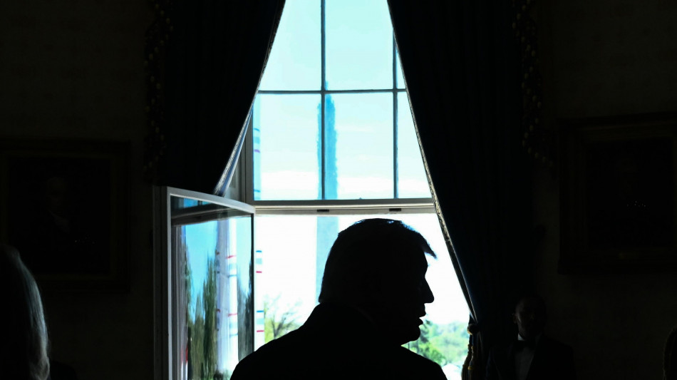 La Casa Bianca nega di considerare l'uso dell'arma nucleare in Iran