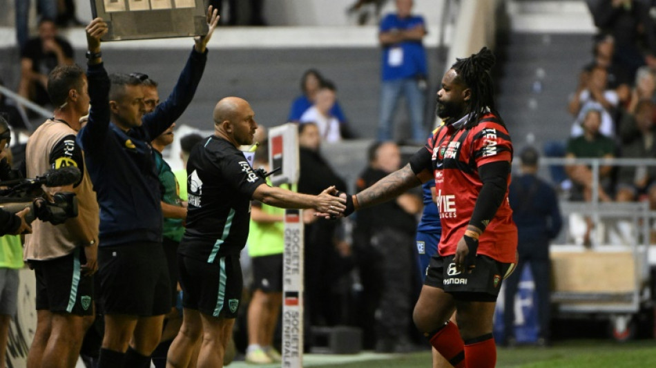 Bastareaud returns for Toulon as they edge Clermont 