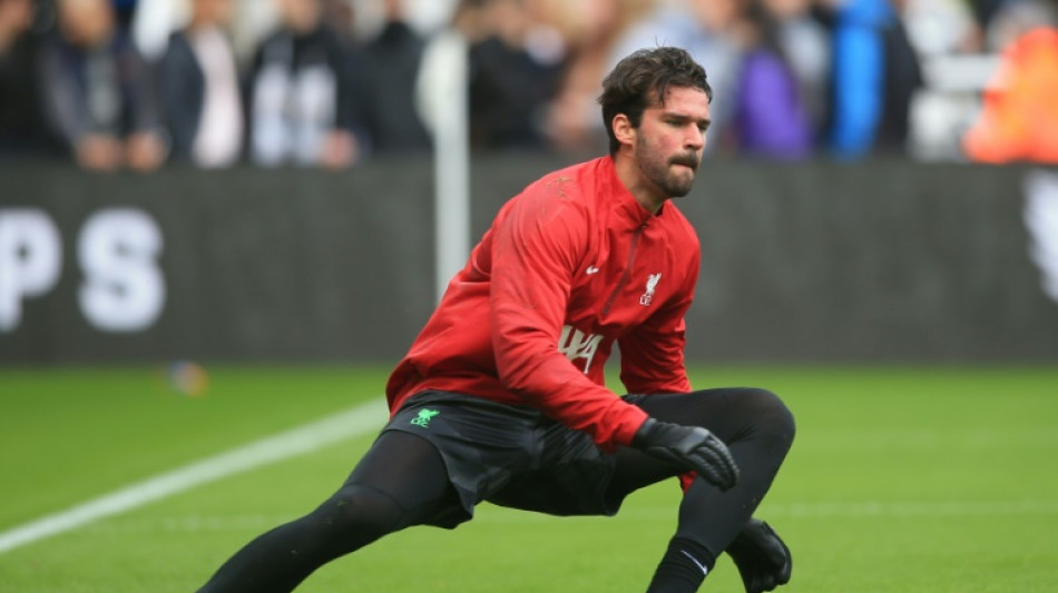 Lesionados, Alisson e Jota est&atilde;o fora dos pr&oacute;ximos jogos do Liverpool