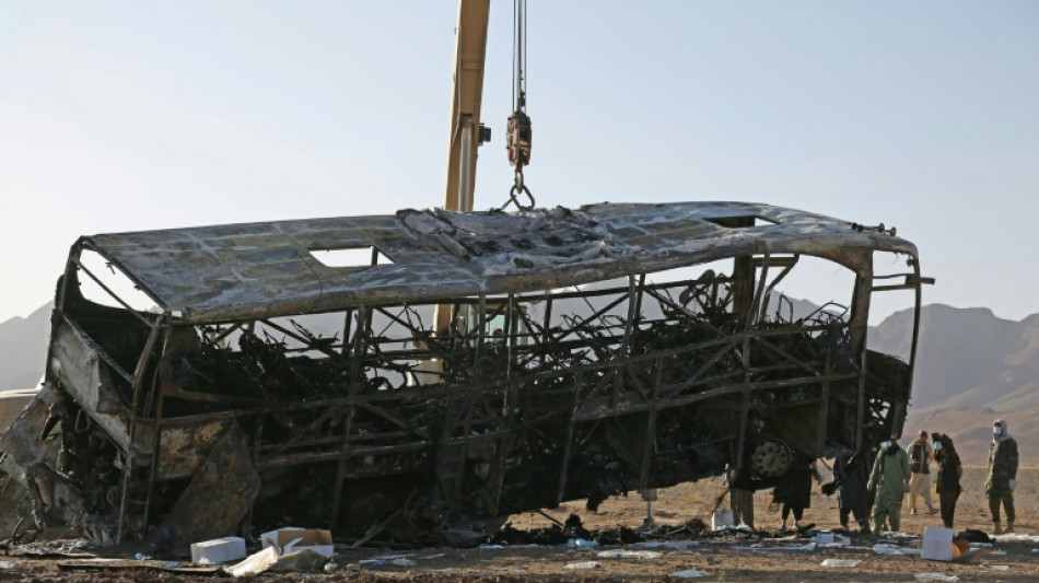 Afghanistan: 78 morts dans l'accident d'un car transportant des migrants de retour d'Iran