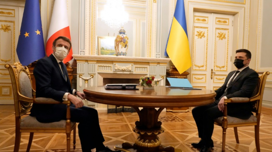 Macron voit des "solutions concr&egrave;tes" &agrave; la crise russo-ukrainienne