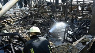 Bombardeios russos na cidade ucraniana de Kharkiv deixam três mortos
