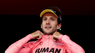 Tour d'Italie: Simon Yates gagne au poker et renverse le Giro