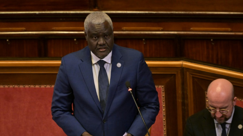 Le chef de l'Union africaine "condamne fermement le massacre des Palestiniens" en qu&ecirc;te d'aide 