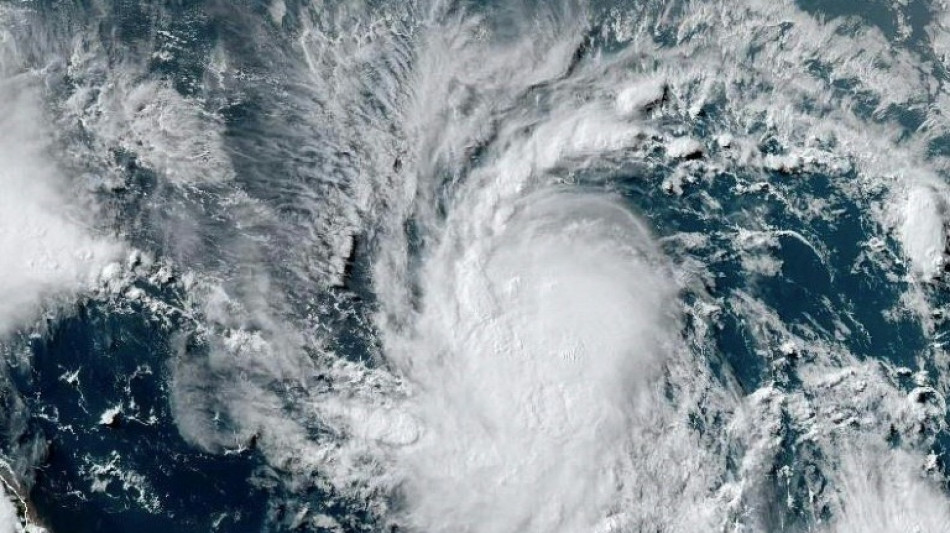 Aux Antilles, B&eacute;ryl devient le premier ouragan de la saison