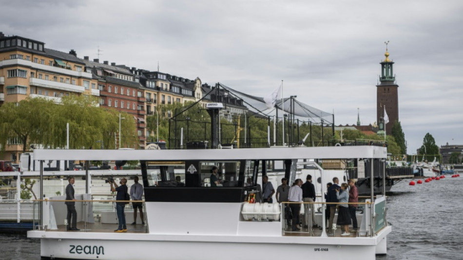 Erste selbstfahrende Fähre nimmt Betrieb in Stockholm auf