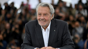 La justicia francesa decreta protecci&oacute;n judicial reforzada para el actor Alain Delon