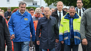 Bundeskanzler Scholz stellt Hochwasseropfern in Bayern Hilfe in Aussicht
