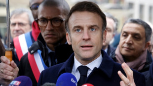 Macron inaugura la Villa Olímpica a cinco meses de París-2024