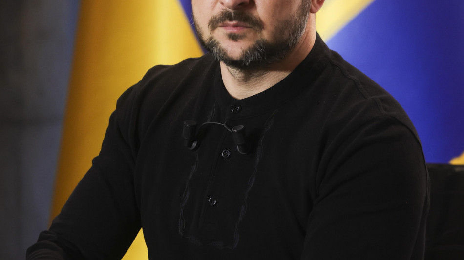 Zelensky, 'prima o poi ma inevitabilmente la vita trionfer&agrave;'