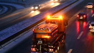 Heftiger Wintereinbruch in Teilen Deutschlands: Autobahn 7 bei Kassel gesperrt