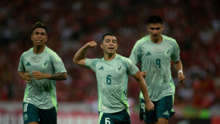 M&eacute;xico vence Inter (2-0) em amistoso em Porto Alegre
