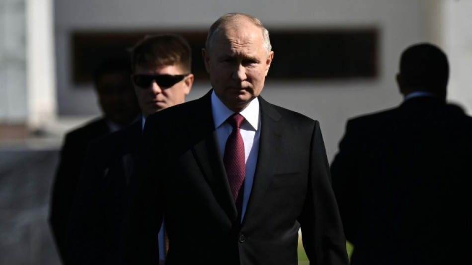 Putin chega ao Quirguist&atilde;o na 1&ordf; viagem desde mandado de pris&atilde;o do TPI