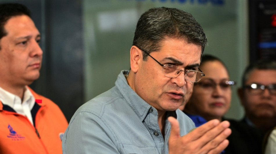 Ex-presidente de Honduras vai a julgamento em Nova York por narcotr&aacute;fico