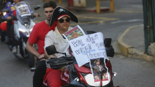 Trump &eacute; 'o maior pirata do Caribe': chavistas protestam contram bloqueio dos EUA &agrave; Venezuela