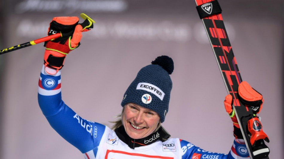 Worley attacks '100 per cent' to take giant slalom