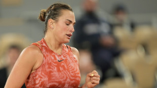 Roland-Garros: Sabalenka ne tremble pas, Djokovic attendu dans la soirée