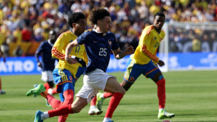 Foot: Akliouche marque des points en bleu