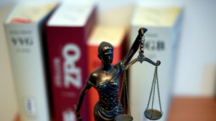 Mit Beil erschlagen: Lebenslang wegen Mordes an Frau in Fl&uuml;chtlingsheim in Bayern
