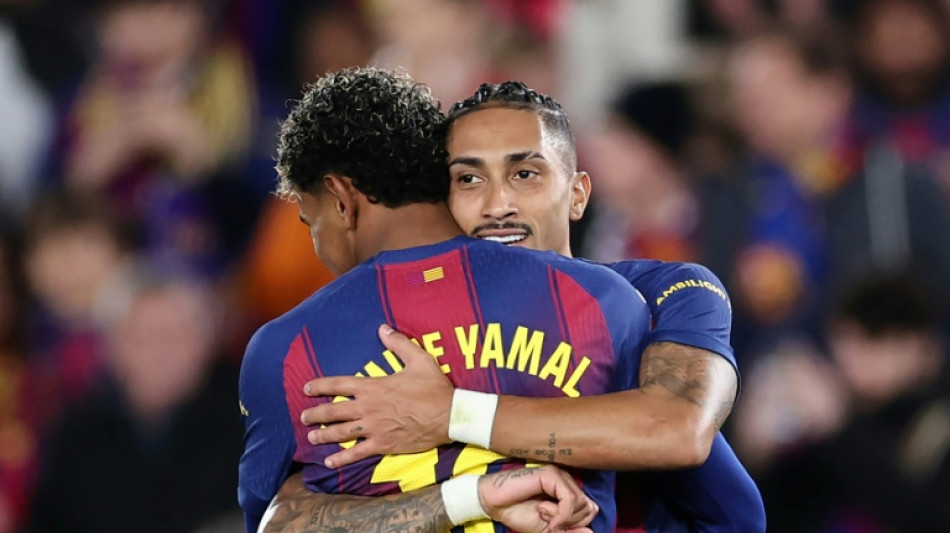 Com 2 de Raphinha, Barcelona vence Osasuna e segue firme na ponta do Espanhol