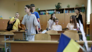 A Kiev, la fin d'une épuisante année scolaire, entre alertes et bombardements