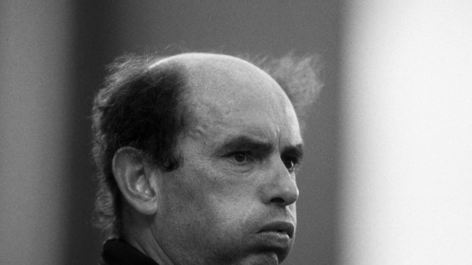 Fortuna K&ouml;ln trauert um langj&auml;hrigen Trainer Lin&szlig;en