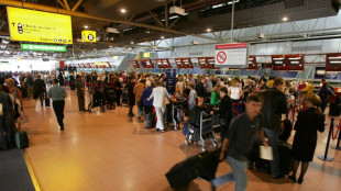 El aeropuerto de Heathrow anuncia la reapertura de una terminal tras un incidente con "materiales peligrosos"