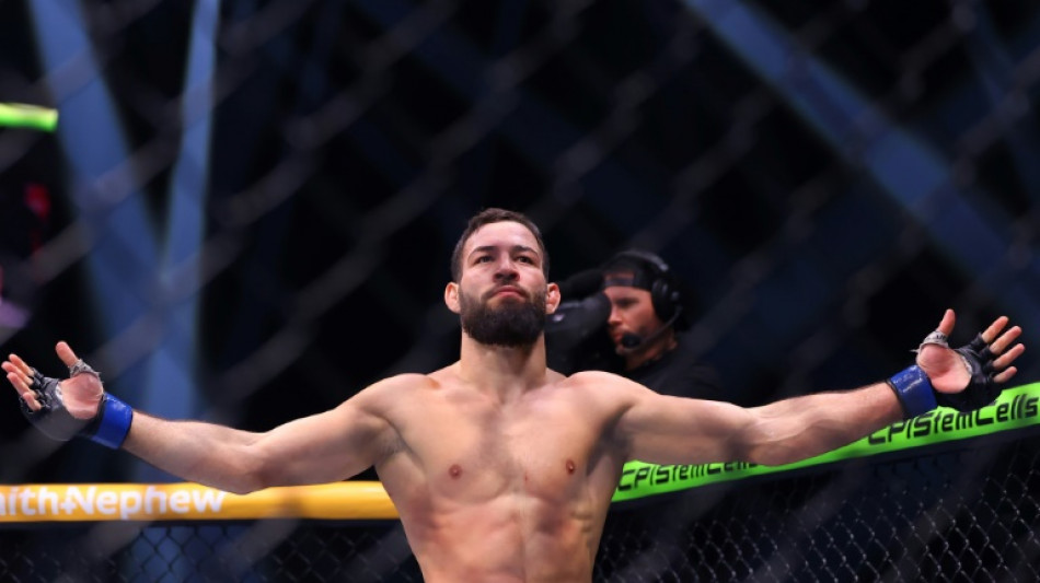 MMA: le Fran&ccedil;ais Imavov met KO la l&eacute;gende Adesanya