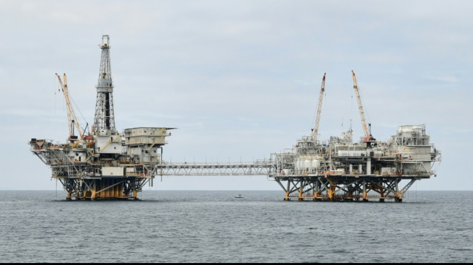 Ukraine: le baril de Brent fr&ocirc;le les 120 dollars, record depuis 2008 pour le WTI