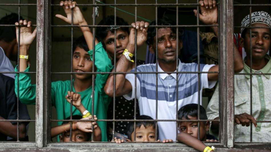 Menac&eacute;s au Bangladesh, les Rohingyas pouss&eacute;s &agrave; un nouvel exode