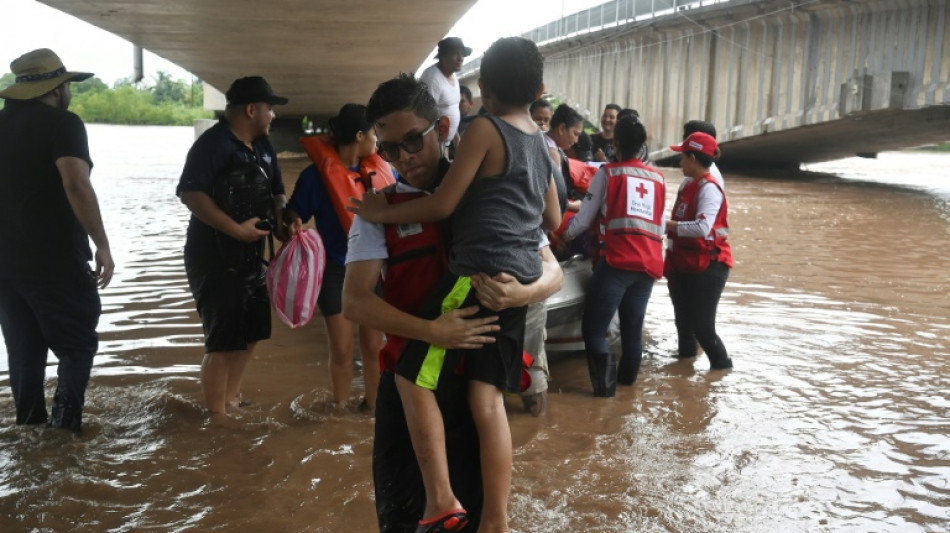 M&aacute;s de 7.000 personas evacuadas por lluvias que arrecian en Honduras