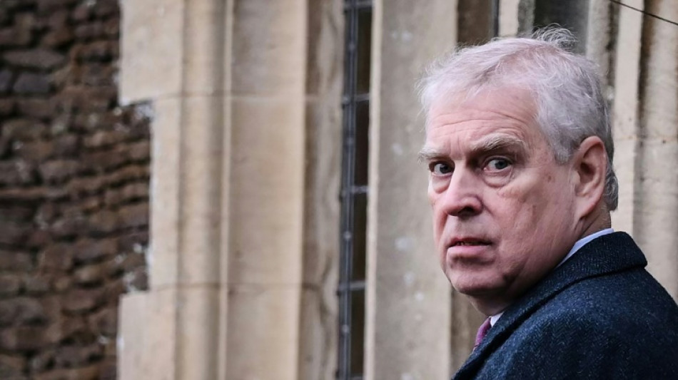 Britischer Ex-Prinz Andrew wenige Stunden nach Festnahme wieder auf freiem Fu&szlig;