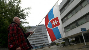Optimismo sobre el estado del primer ministro eslovaco, su presunto atacante en prisión preventiva