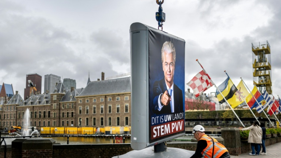 Pays-Bas: le leader d'extr&ecirc;me droite Geert Wilders reprend sa campagne apr&egrave;s des menaces
