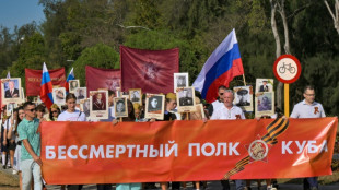 Cubanos e russos celebram pela primeira vez nas ruas o Dia da Vitória