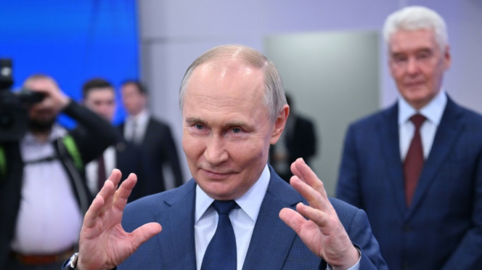 Putin elogia Musk e o compara ao pai do programa espacial soviético