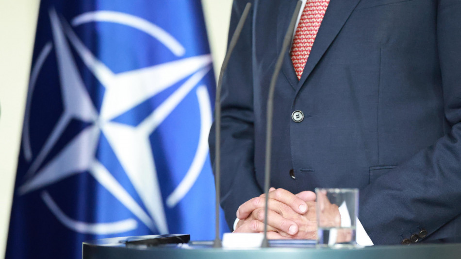 Caccia Nato intercettano 5 jet russi vicino alla Danimarca