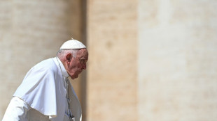 Vatikan: Papst muss wegen drohendem Darmverschluss notoperiert werden