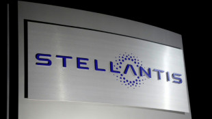 Stellantis: les difficult&eacute;s se confirment avec une lourde perte au premier semestre