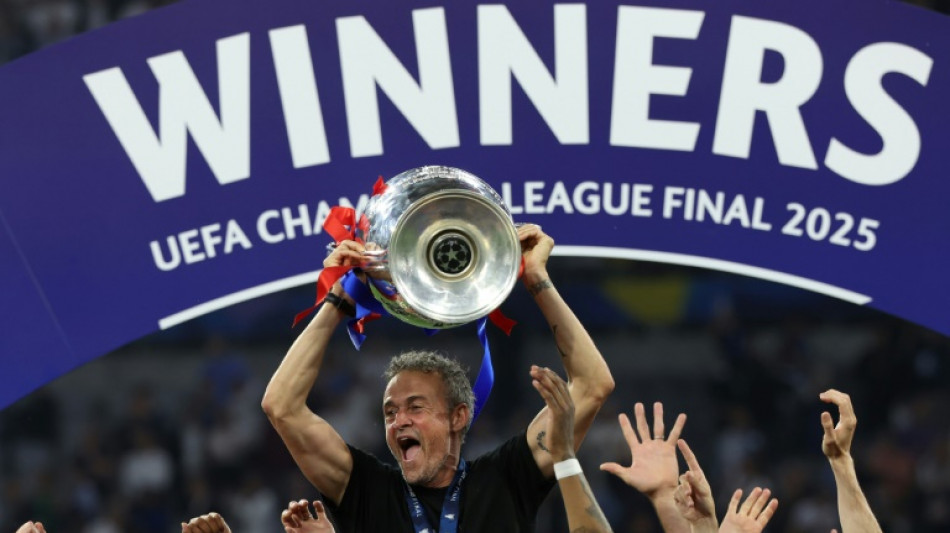 Luis Enrique, o l&iacute;der da revolu&ccedil;&atilde;o do PSG