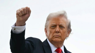 Trump afirma que EUA 'eliminou' tr&ecirc;s embarca&ccedil;&otilde;es venezuelanas