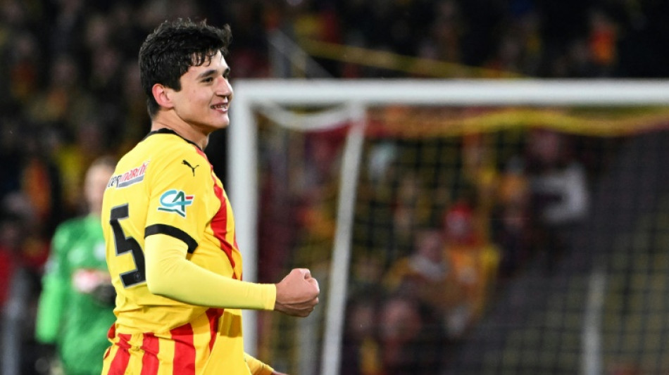 Manchester City anuncia contrata&ccedil;&atilde;o do zagueiro Abdukodir Khusanov, do Lens
