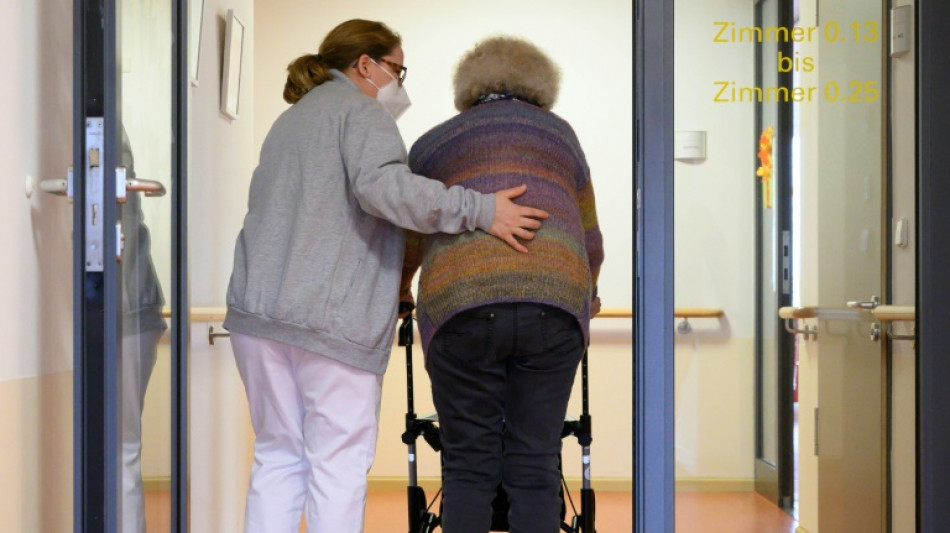AOK: Lohnuntergrenze in der Altenpflege steigt im Schnitt auf 20,37 Euro