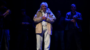 Mujica dice estar "deshecho" por el tratamiento contra el c&aacute;ncer